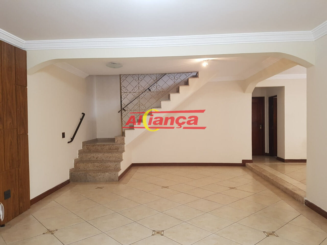 Foto 1 de Casa, para Venda, em Parque Renato Maia, Guarulhos - Ref AI67588