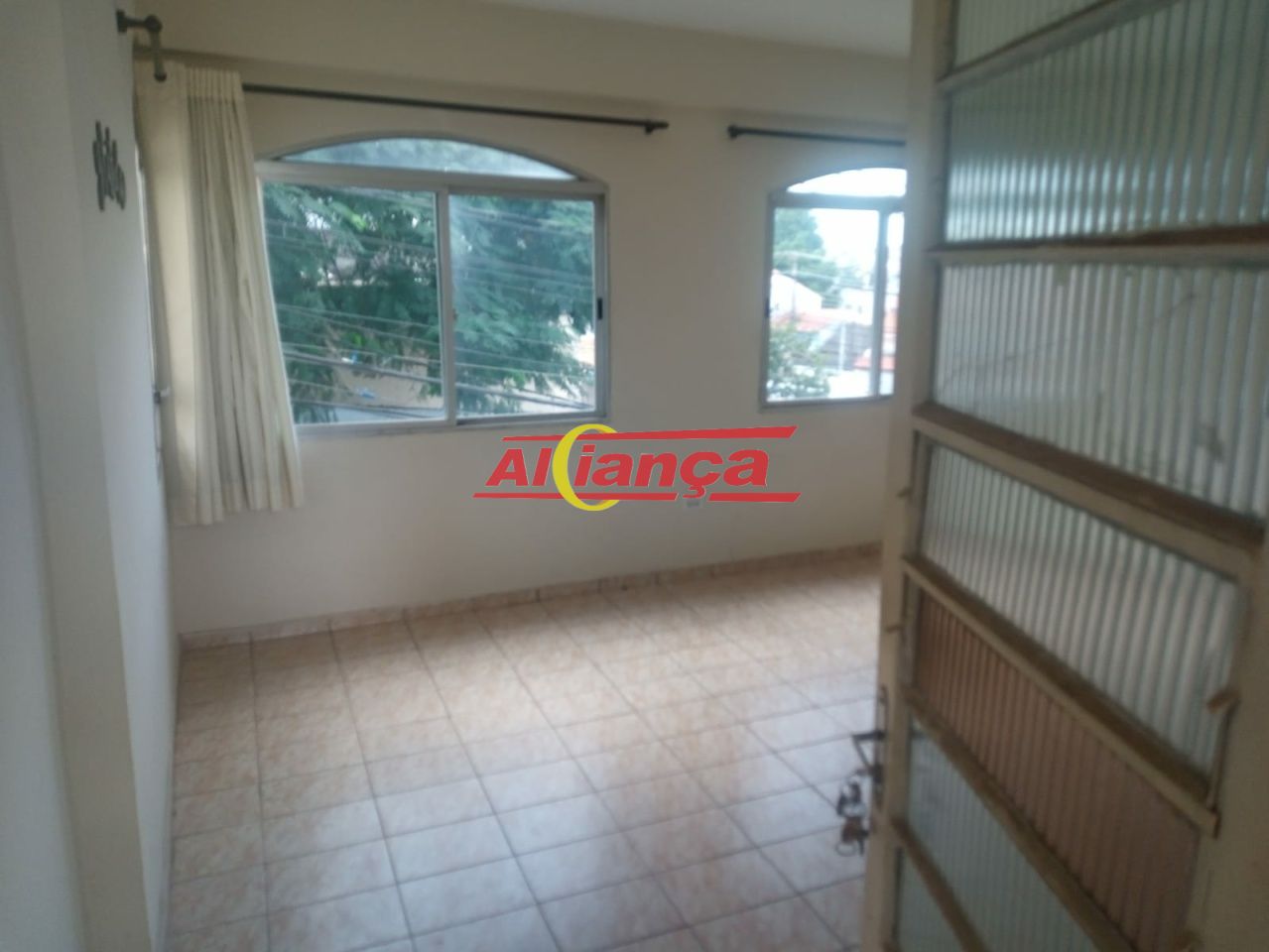 Foto 1 de Casa, para Locação, em Jardim Paraventi, Guarulhos - Ref AI67800