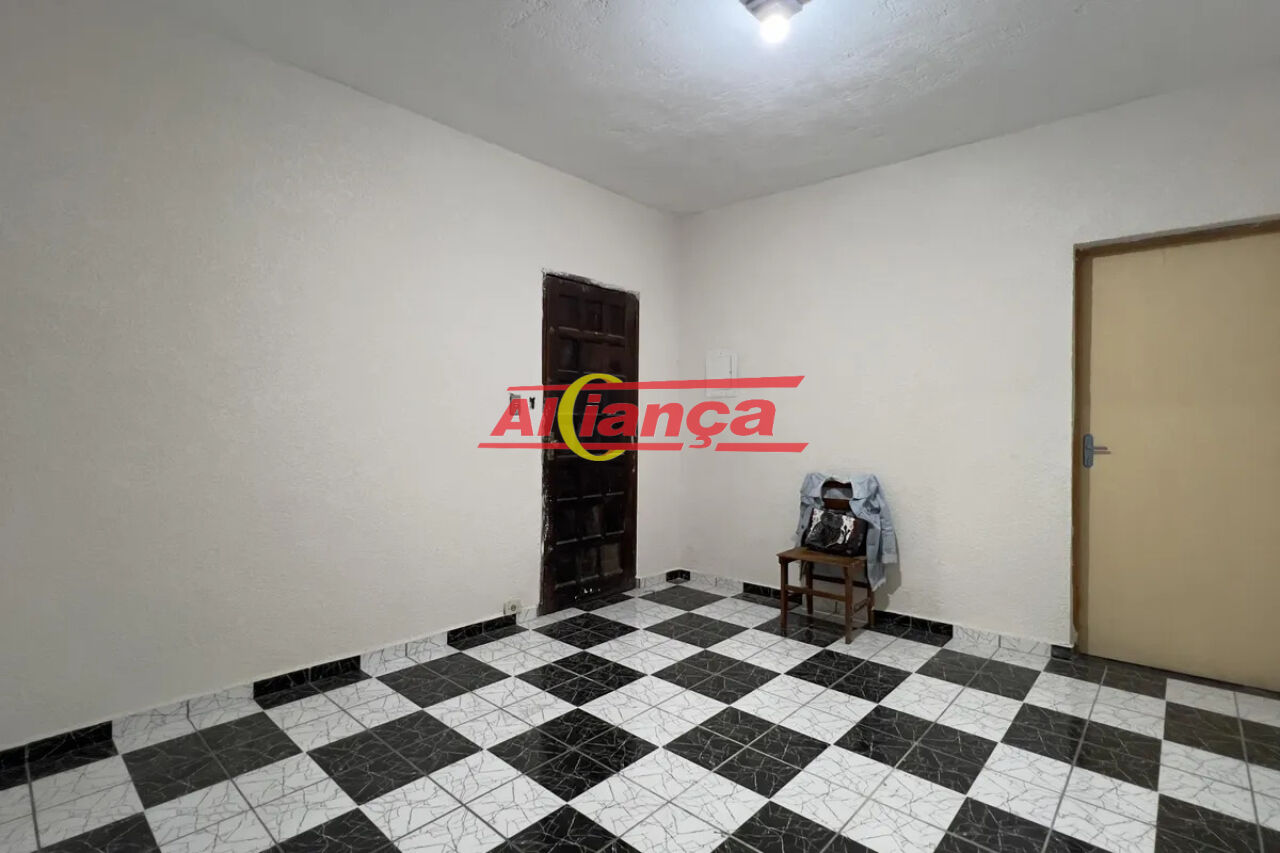 Foto 1 de Casa, para Locação, em Jardim Bom Clima, Guarulhos - Ref AI68022