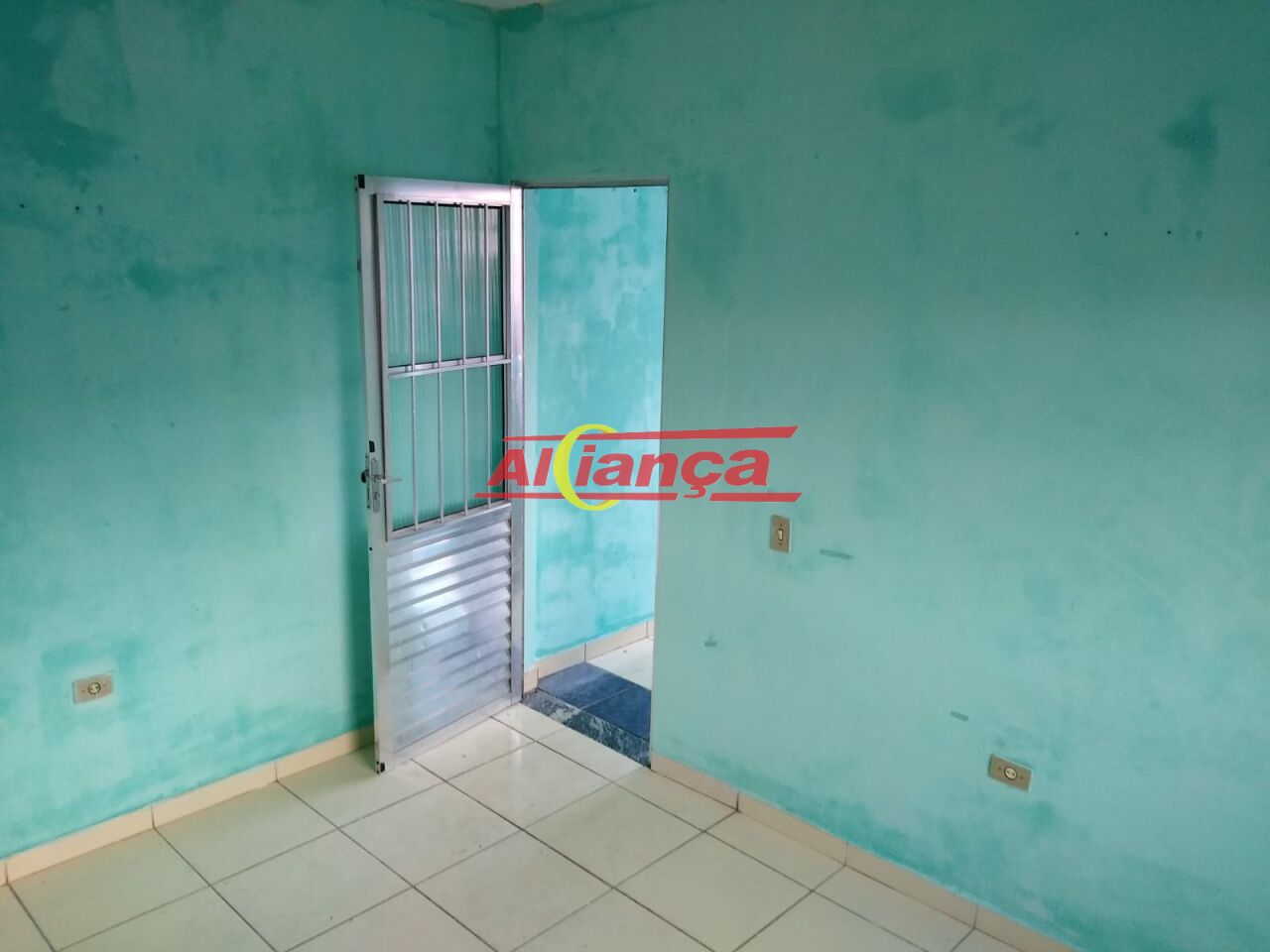 Foto 1 de Casa, para Locação, em Jardim do Triunfo, Guarulhos - Ref AI68224