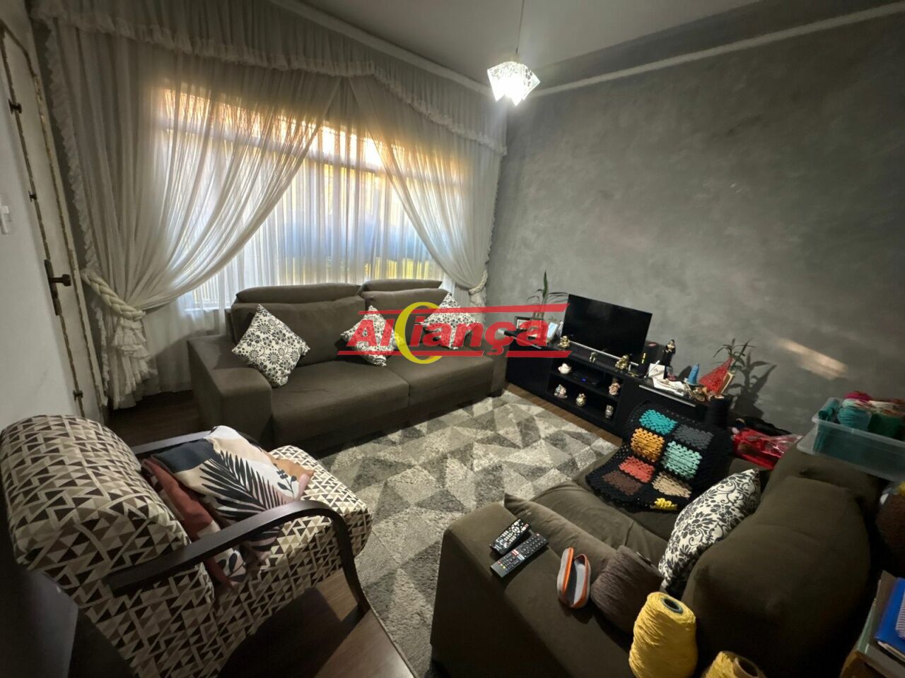 Foto 1 de Casa, para Venda, em Vila Adelaide Perella, Guarulhos - Ref AI68385
