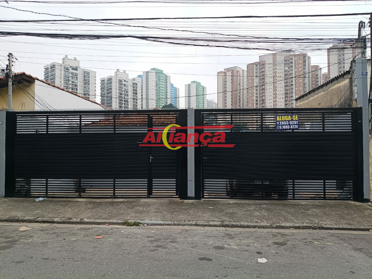 Foto 1 de Casa, para Locação, em Jardim Santa Mena, Guarulhos - Ref AI68398