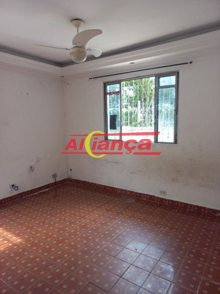 Foto 1 de Casa, para Locação, em Jardim Moreira, Guarulhos - Ref AI68410