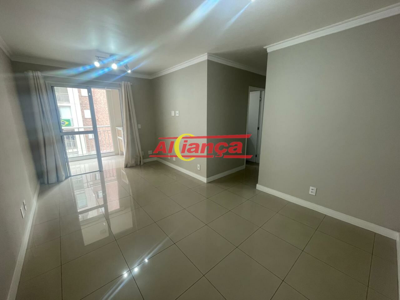 Foto 1 de Apartamento, para Venda, em Jardim Flor da Montanha, Guarulhos - Ref AI68779