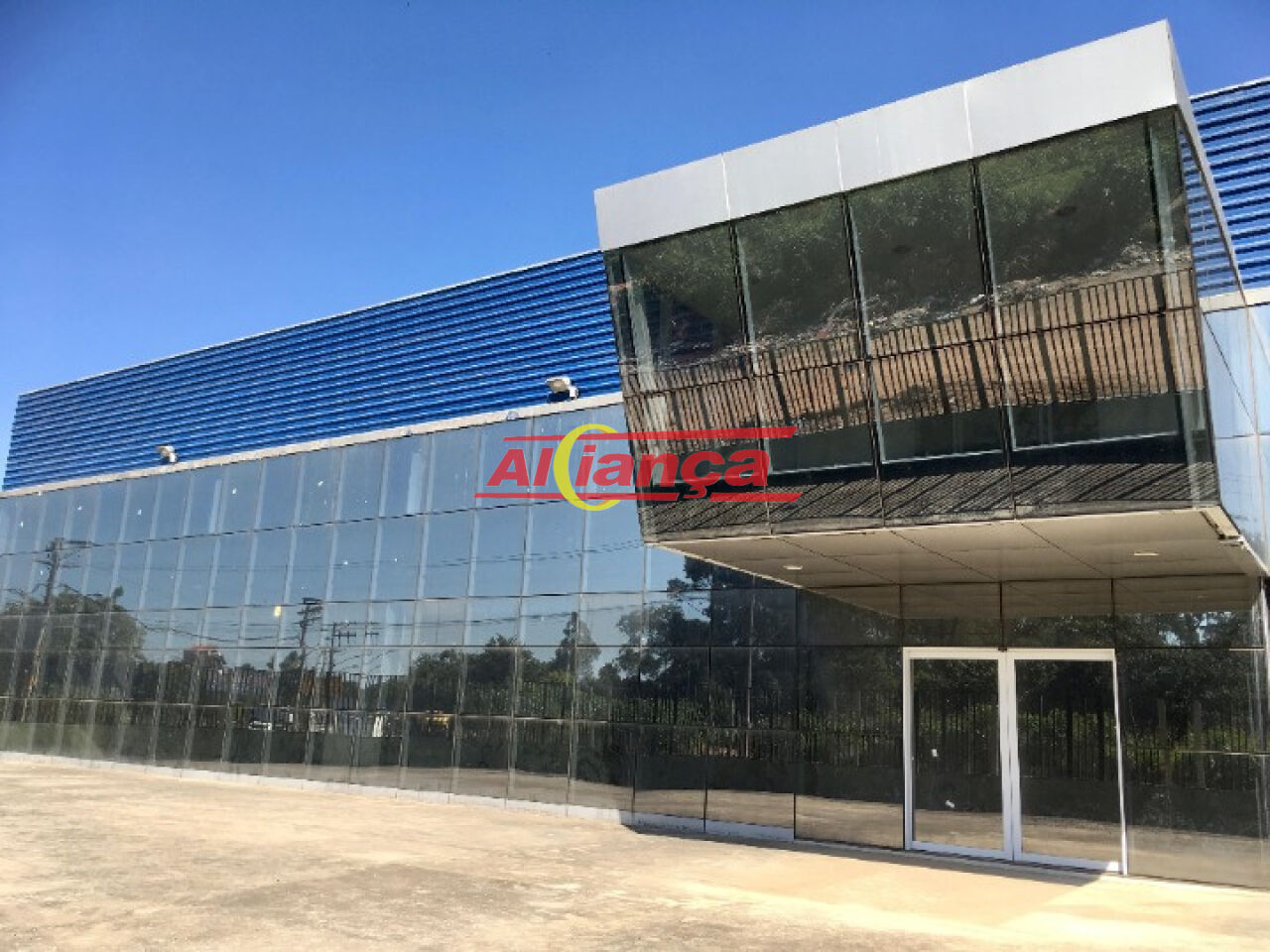 Foto 1 de Comercial, para Locação, em Jardim Presidente Dutra, Guarulhos - Ref AI68822