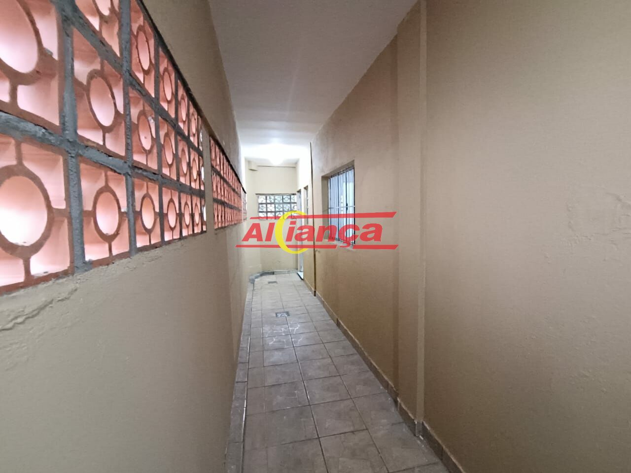 Foto 1 de Casa, para Locação, em Jardim Tranqüilidade, Guarulhos - Ref AI68864