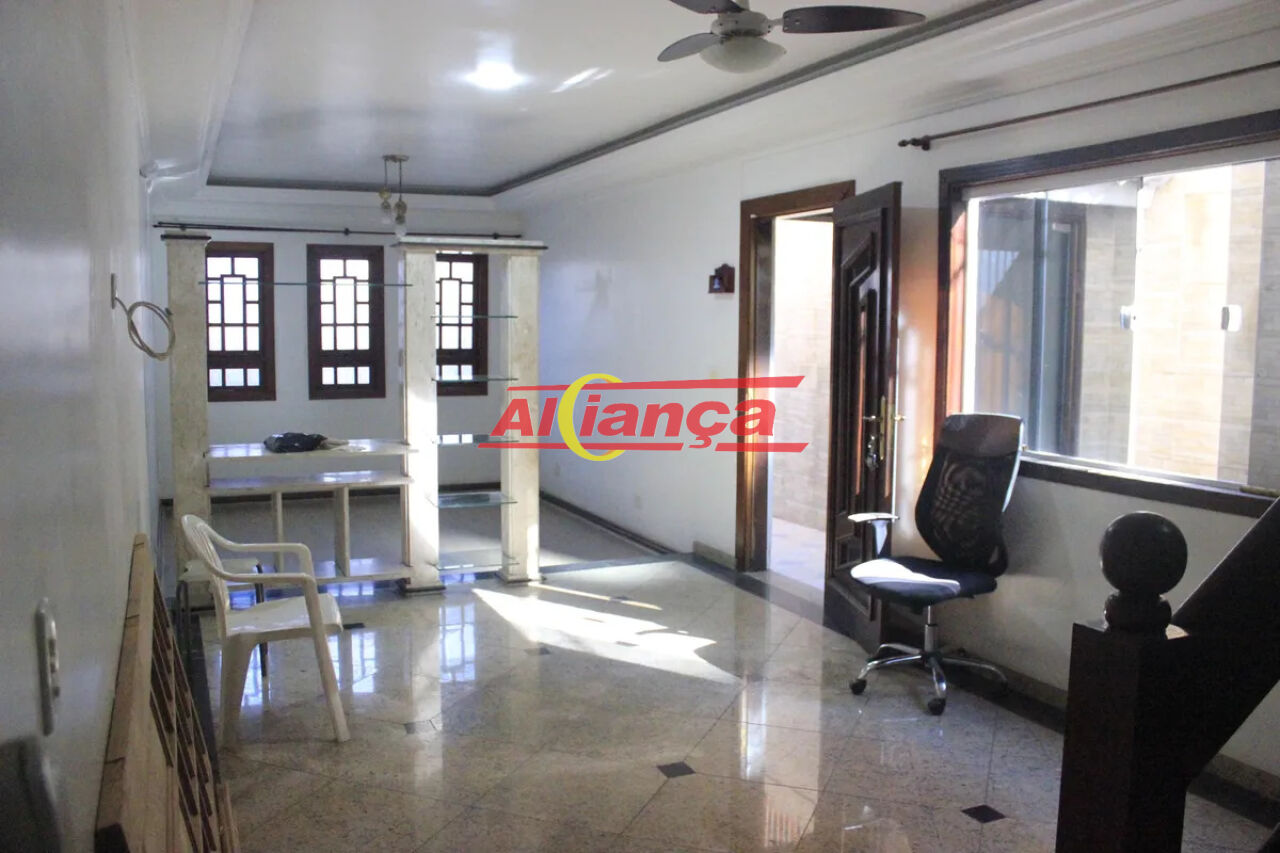 Foto 1 de Casa, para Locação, em Jardim Bom Clima, Guarulhos - Ref AI68909