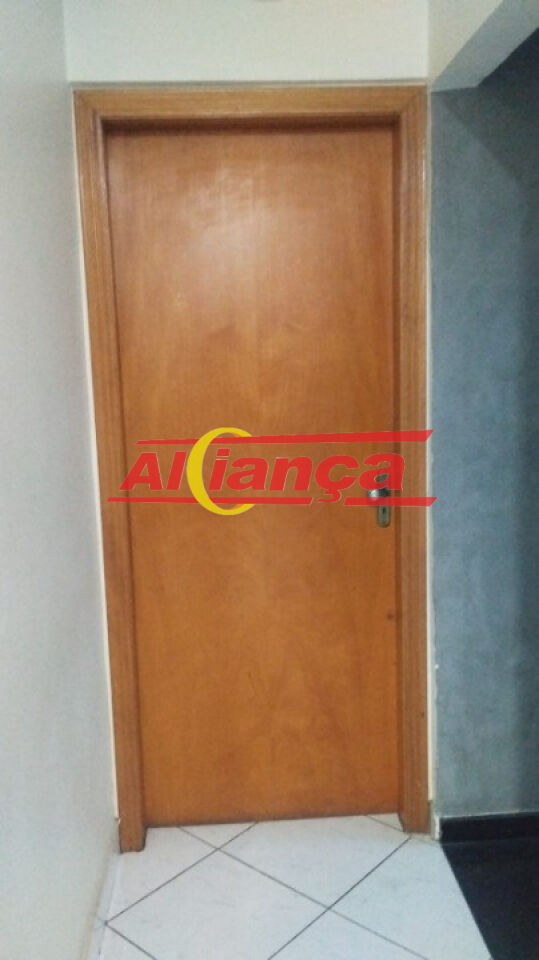 Foto 1 de Comercial, para Locação, em Jardim Rosa de Franca, Guarulhos - Ref AI68951