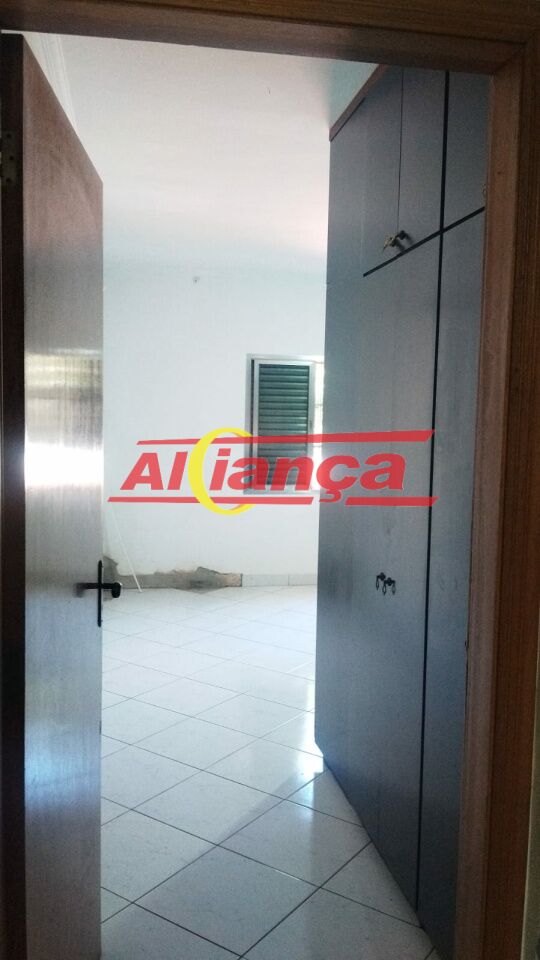 Foto 1 de Comercial, para Locação, em Jardim Rosa de Franca, Guarulhos - Ref AI68953