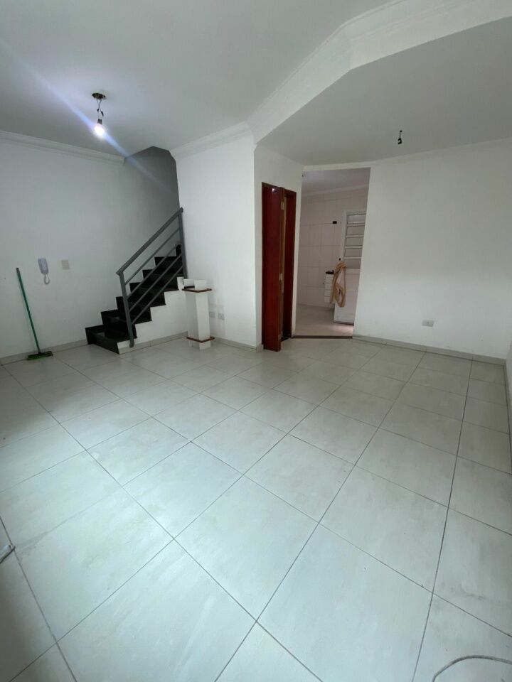 Condomínio para Locação - Ponte Rasa