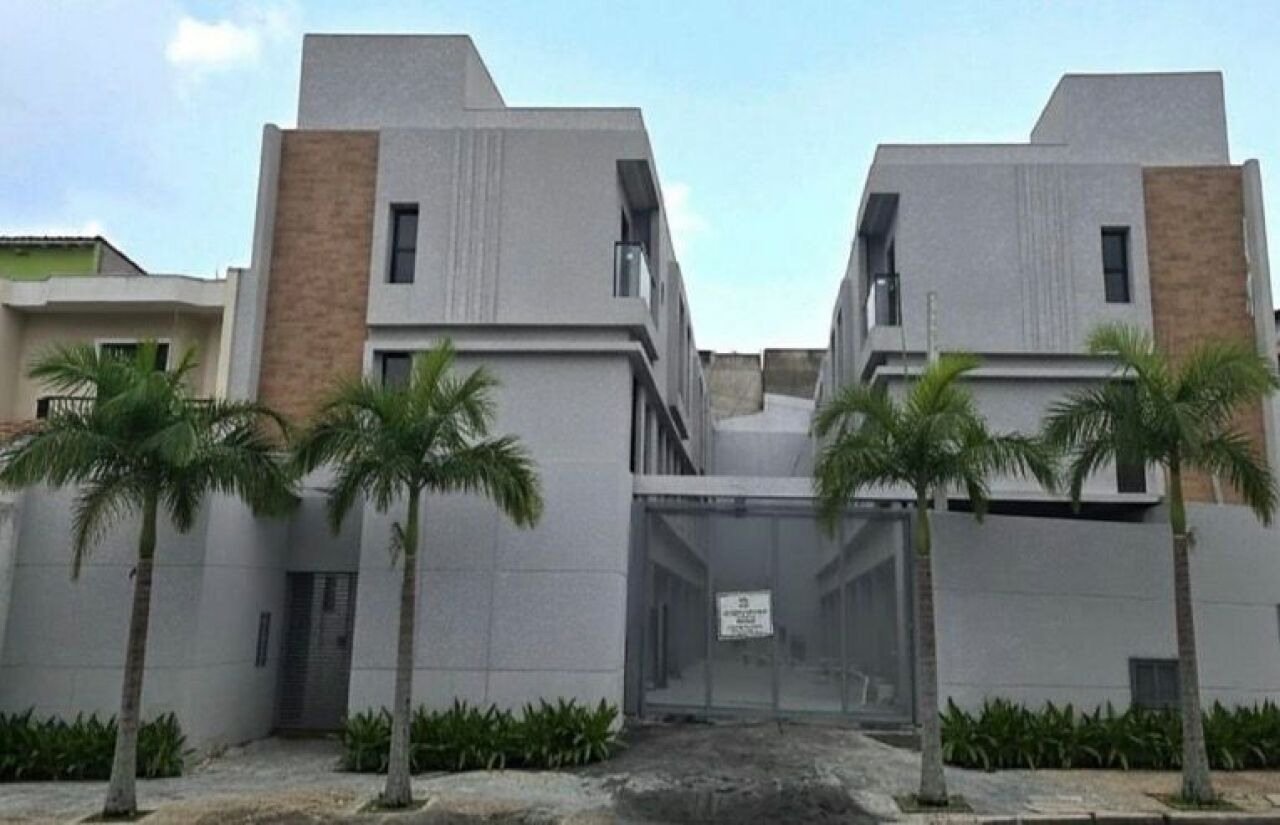 Condomínio para Venda - Itaquera