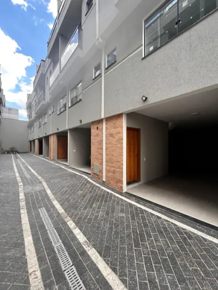 Condomínio para Venda - Vila Nova Savoia