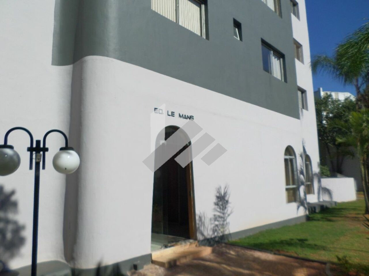 Apartamento para Venda - Vila Firmiano Pinto