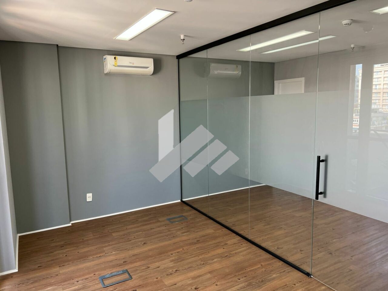 Conj. Comercial para Venda - Cerqueira César