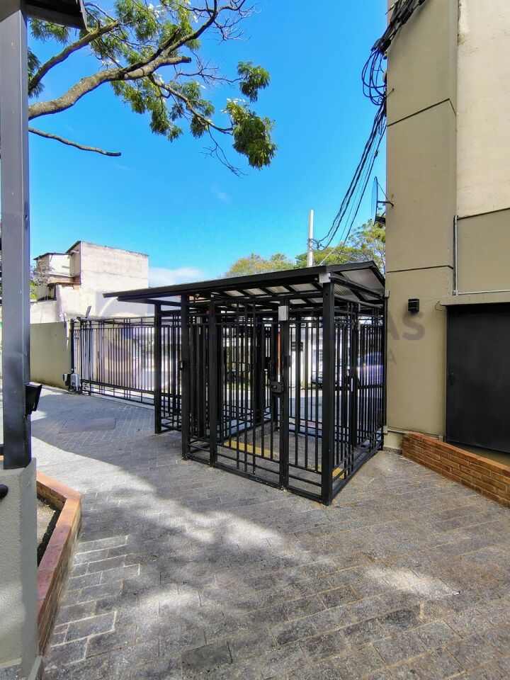 Apartamento para Venda - Vila Carmem