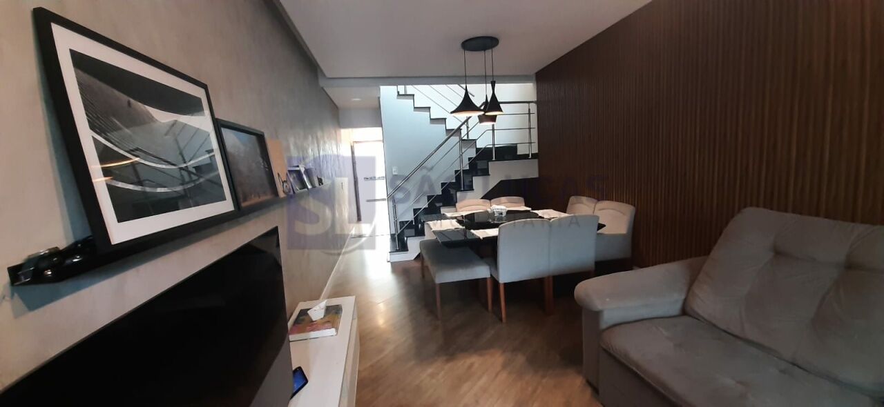 Sobrado para Venda - Sítio Pinheirinho