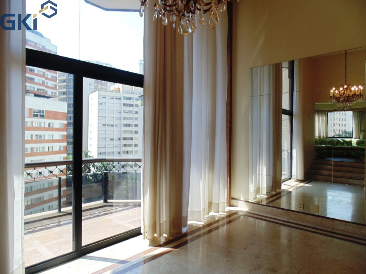 Apartamento, 3 quartos, 259 m² - Foto 1