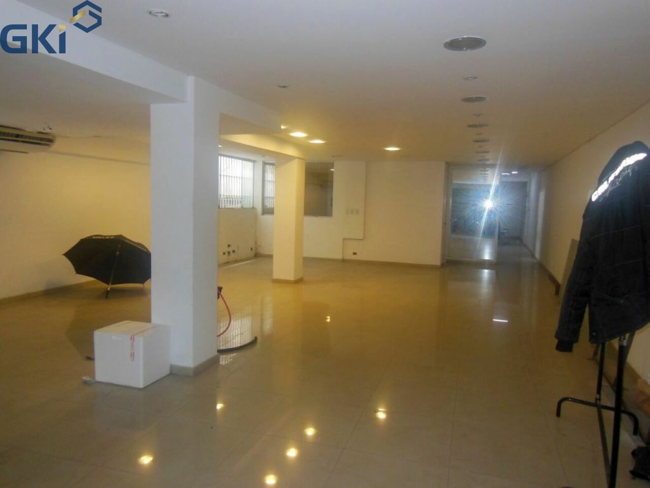Prédio Inteiro para alugar, 320m² - Foto 2