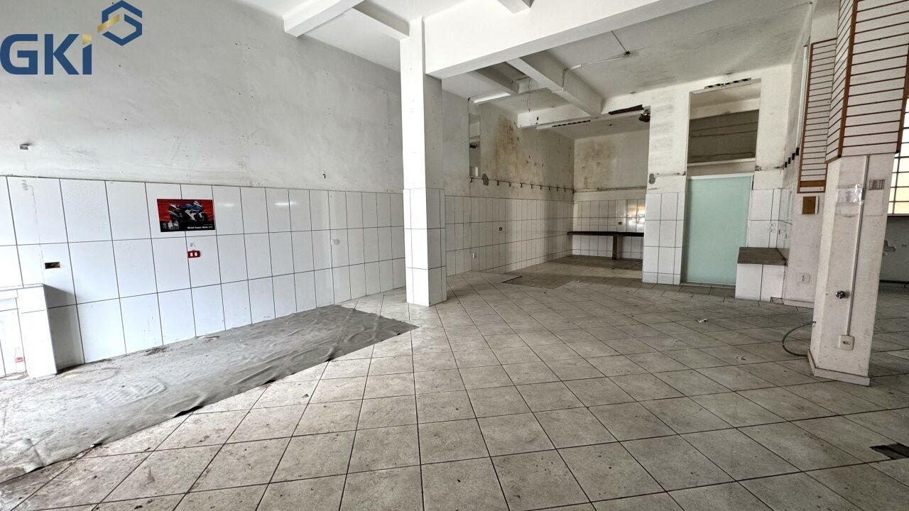 Loja-Salão para alugar, 89m² - Foto 2