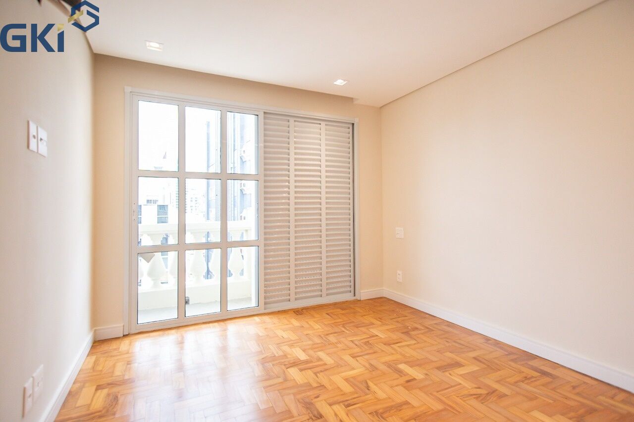 Apartamento para alugar com 2 quartos, 127m² - Foto 23