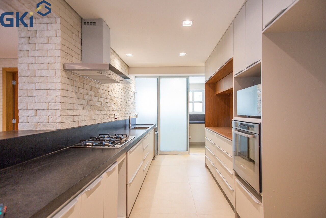 Apartamento para alugar com 2 quartos, 127m² - Foto 8