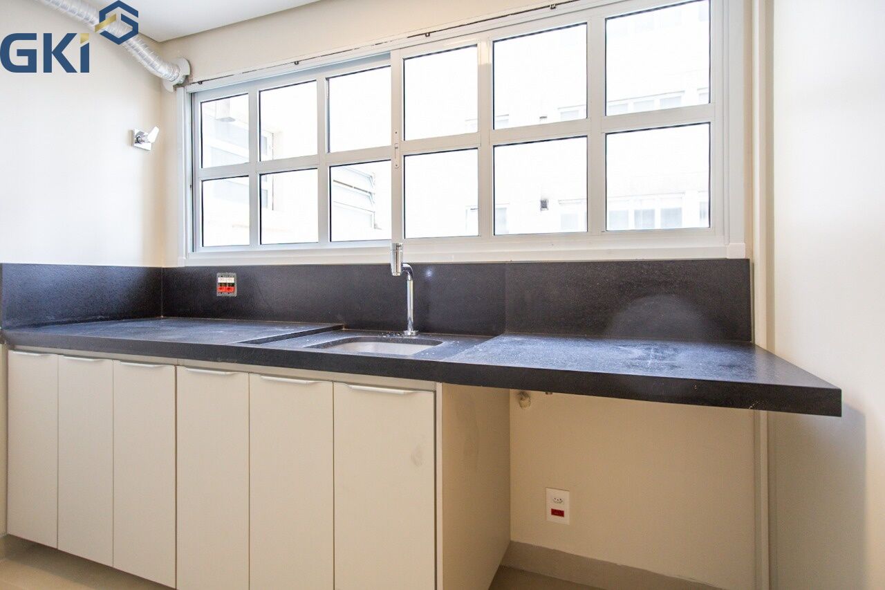 Apartamento para alugar com 2 quartos, 127m² - Foto 13