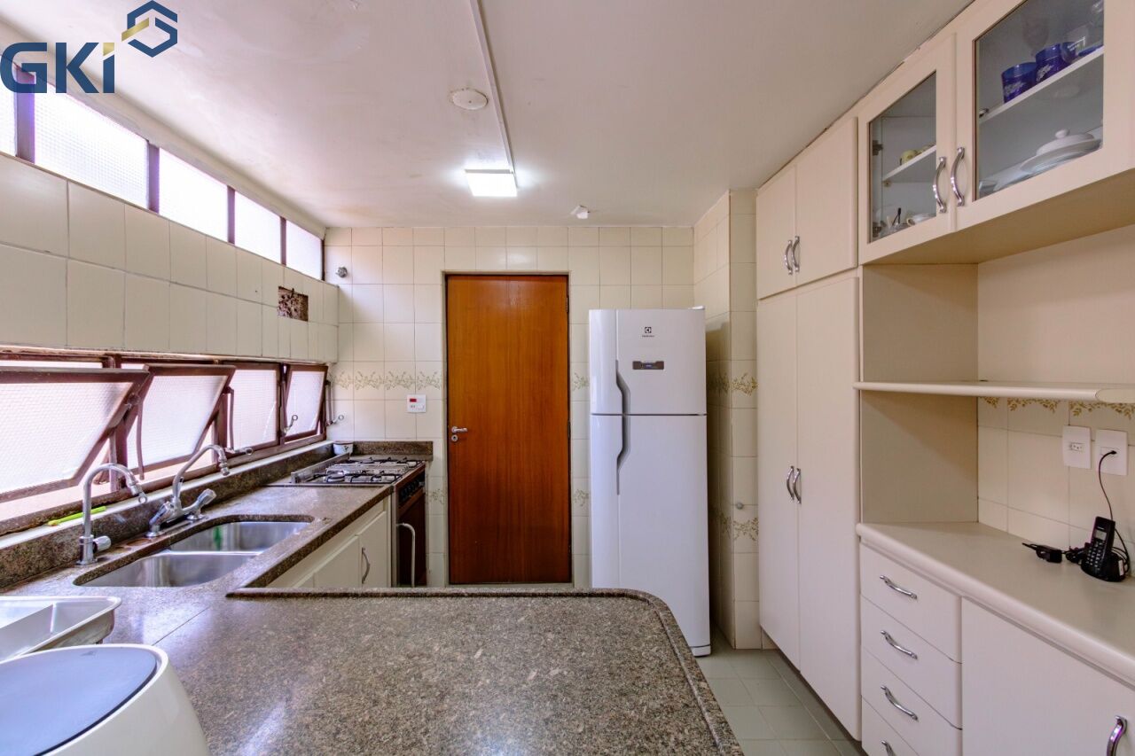 Casa, 4 quartos, 360 m² - Foto 11