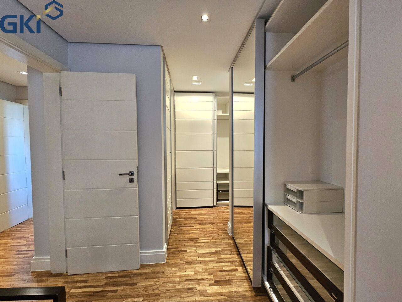 Foto 24