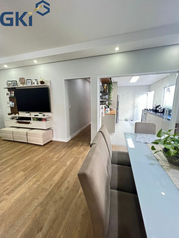 Casa, 3 quartos, 177 m² - Foto 1