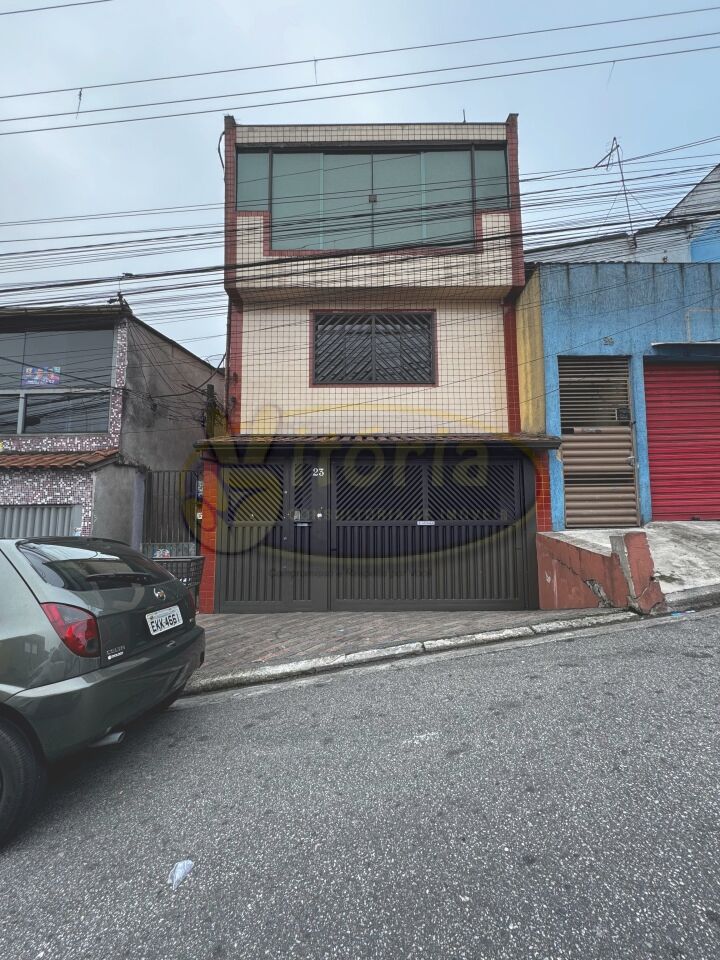 Assobradada para Venda - Montanhão
