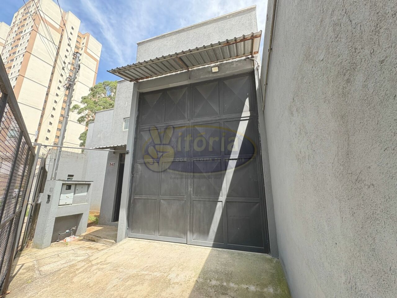 Galpão para Locação - Vila Apiai