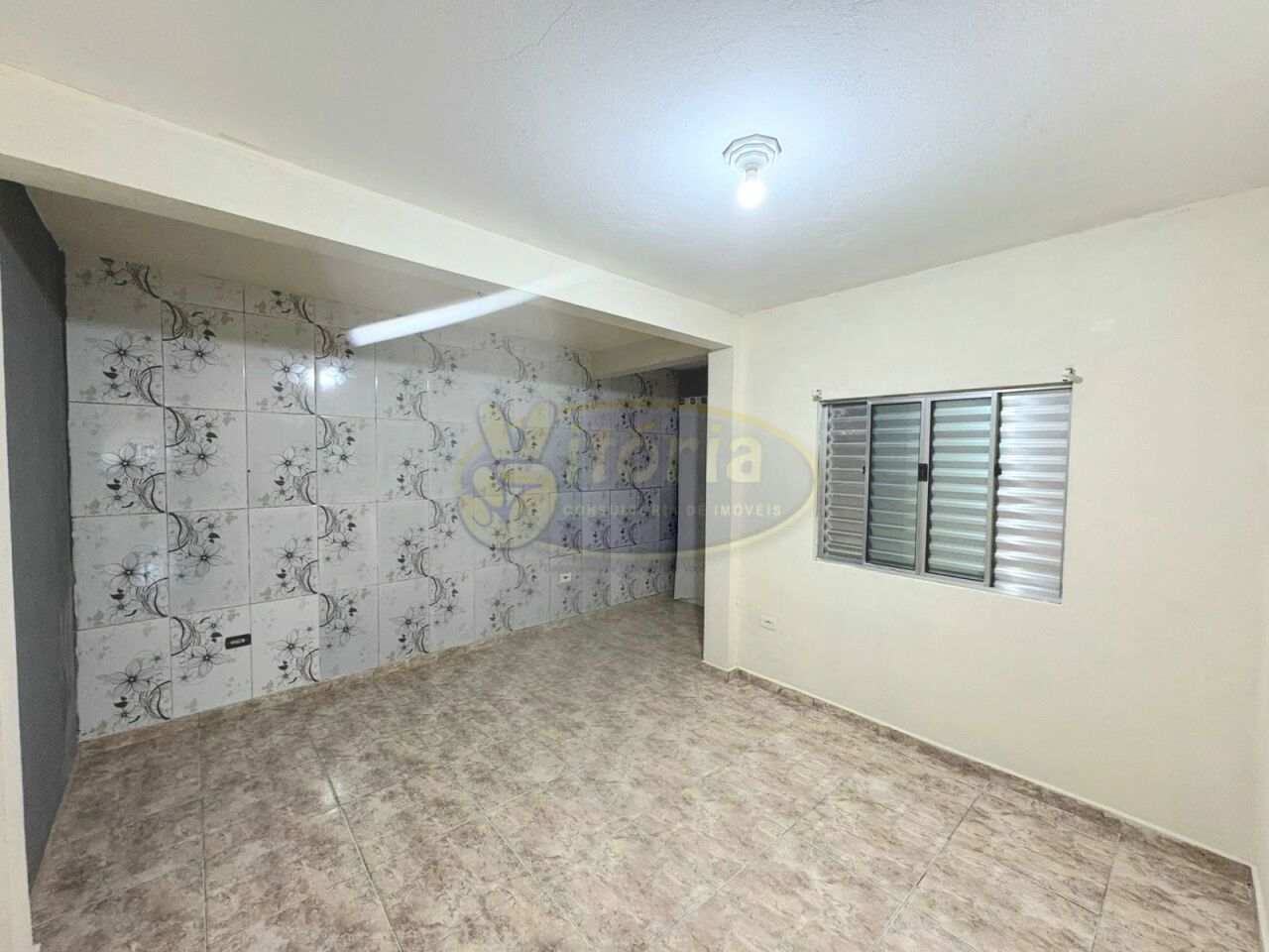 Casa Térrea para Locação - Montanhão