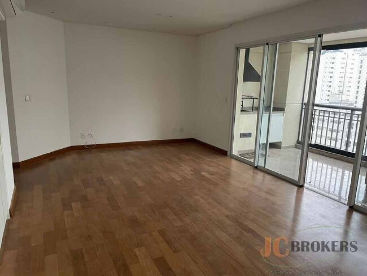 Apartamento para Locação - Moema