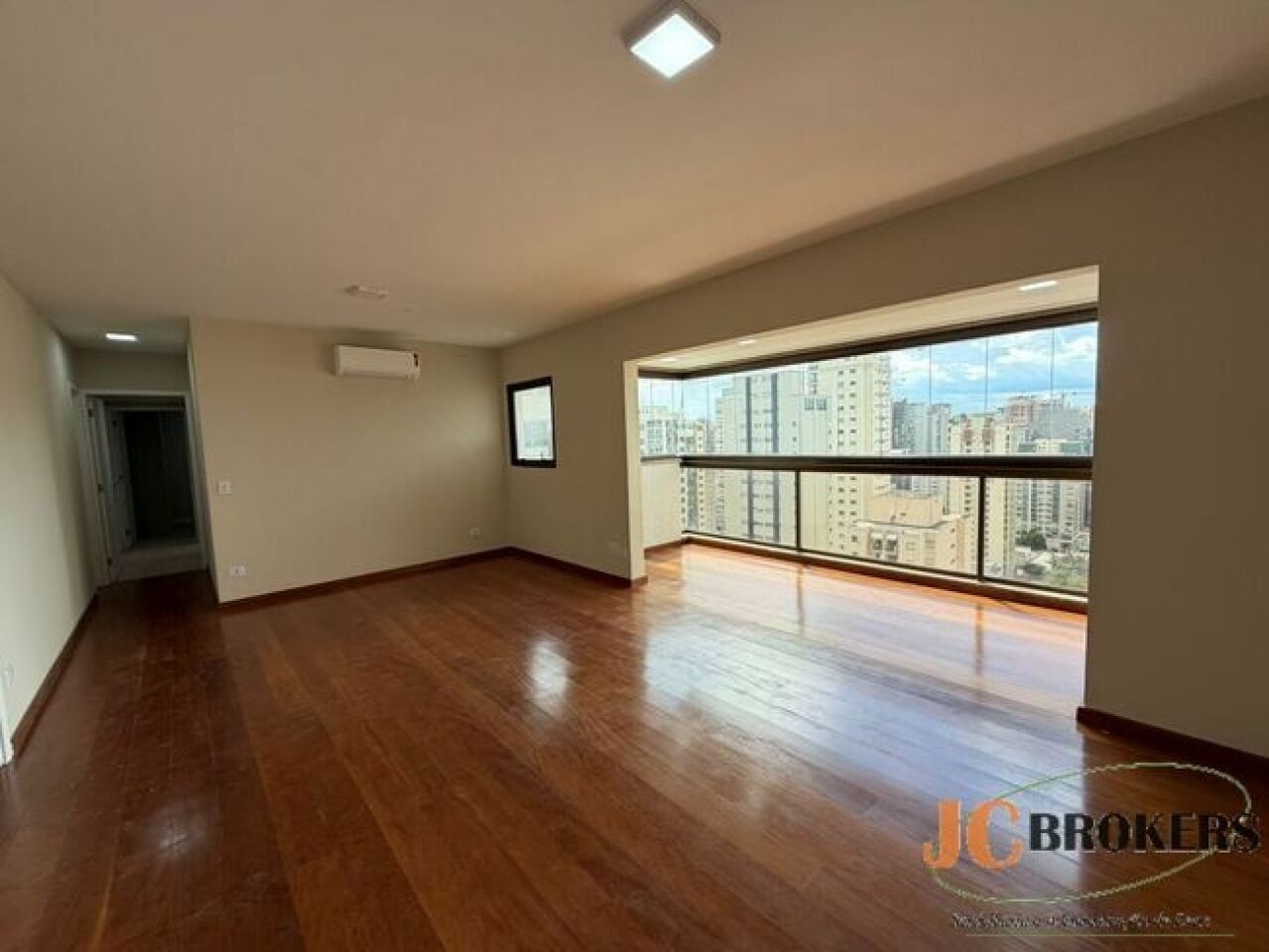 Apartamento para Locação - Moema