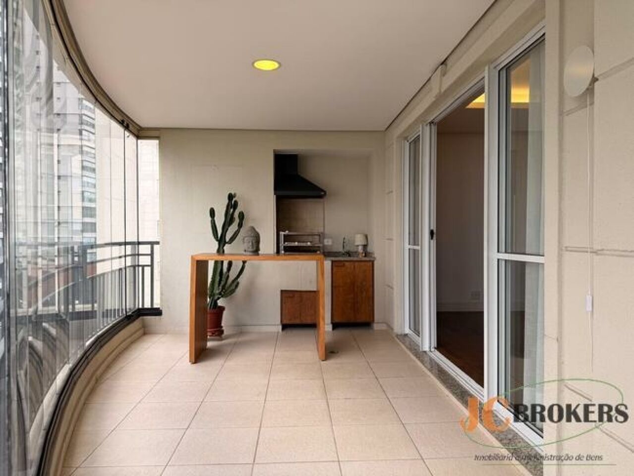 Apartamento para Locação - MOEMA