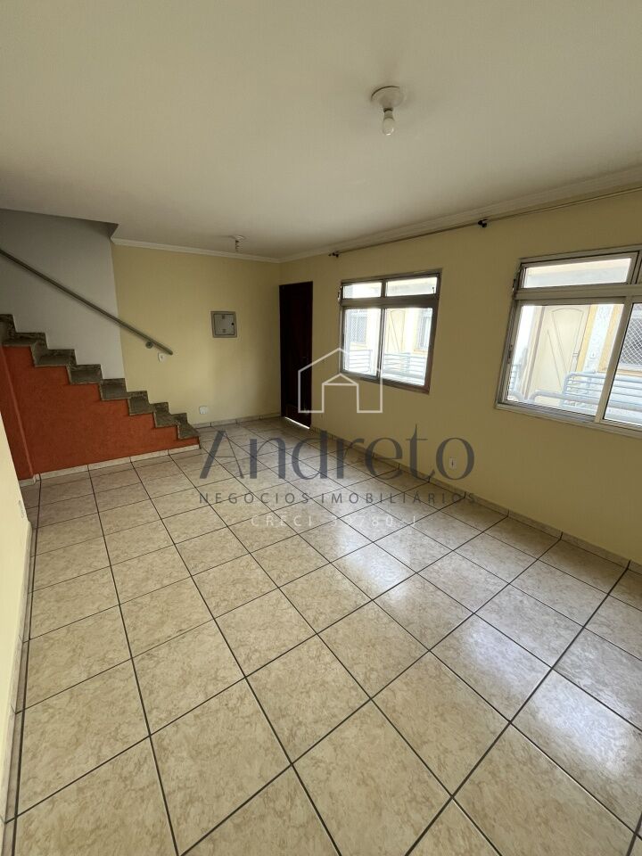 Sobrado para Locação - Vila Laís