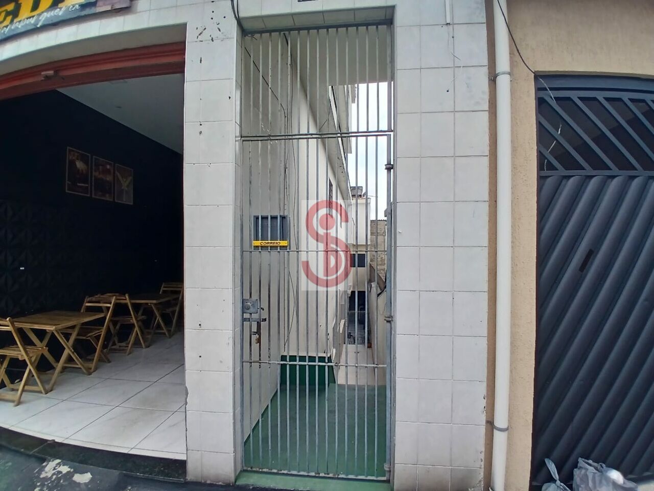 Casa Assobradada para Locação - Parque dos Bancários