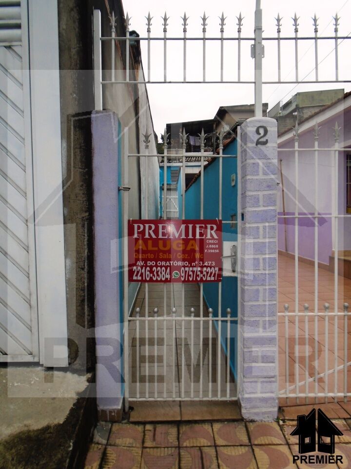 Casa de Vila para Locação - Jardim Guairaca