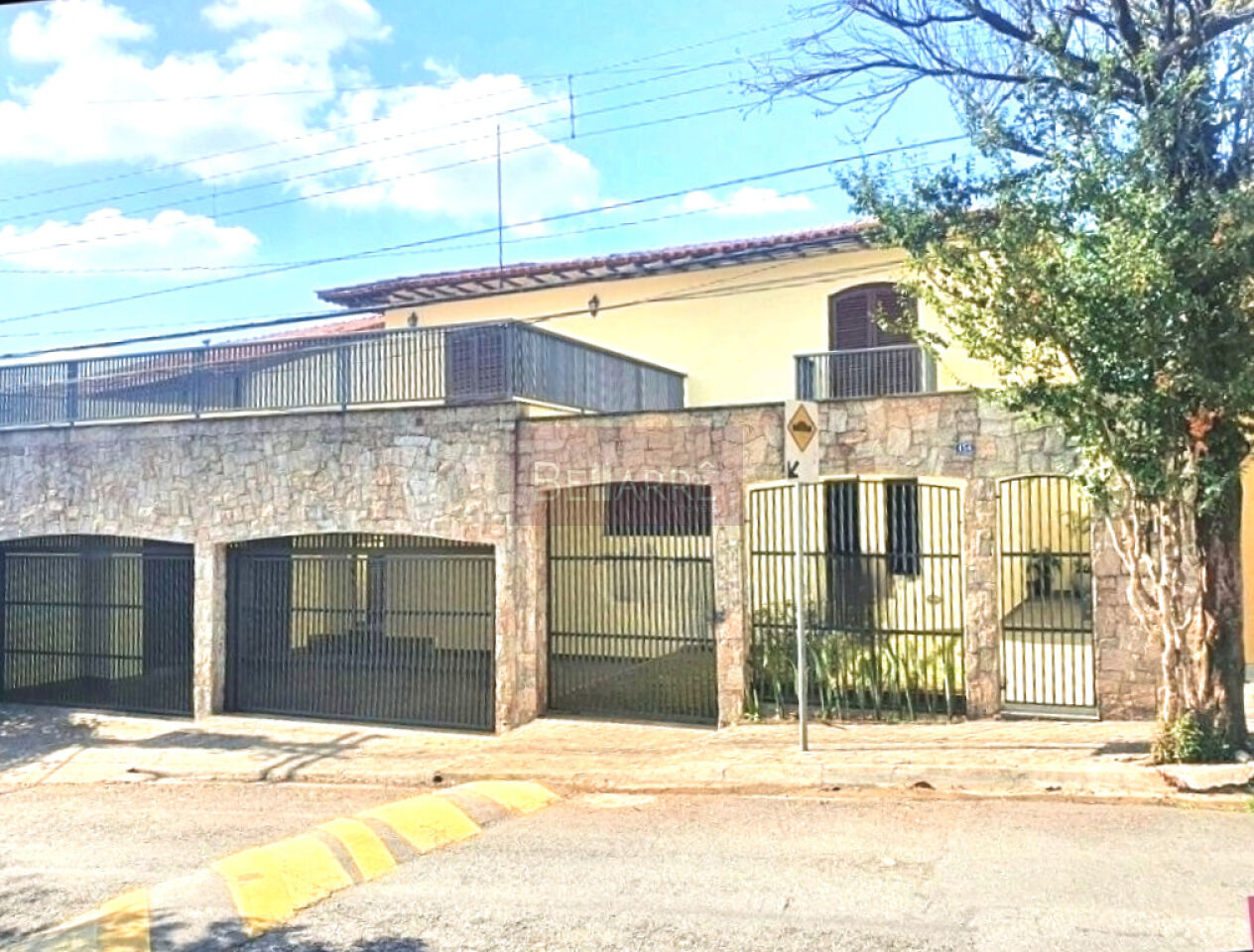 Sobrado para Venda - Jardim Leonor