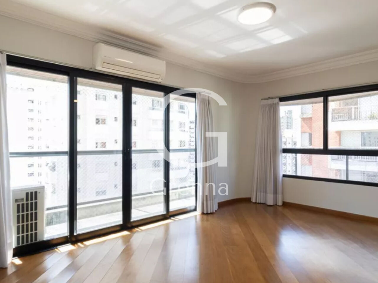 Apartamento para Locação - Moema