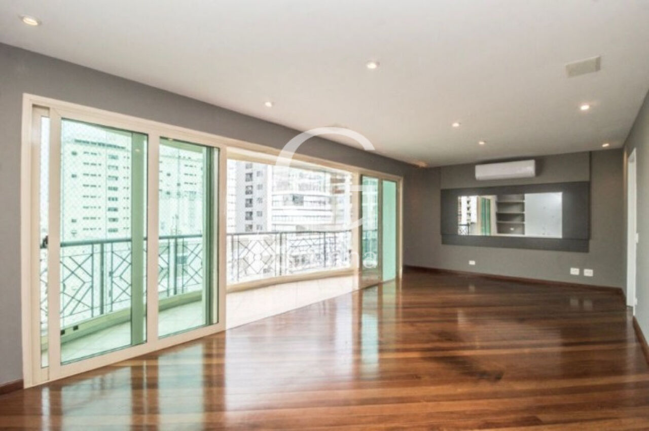 Apartamento para Venda - Moema