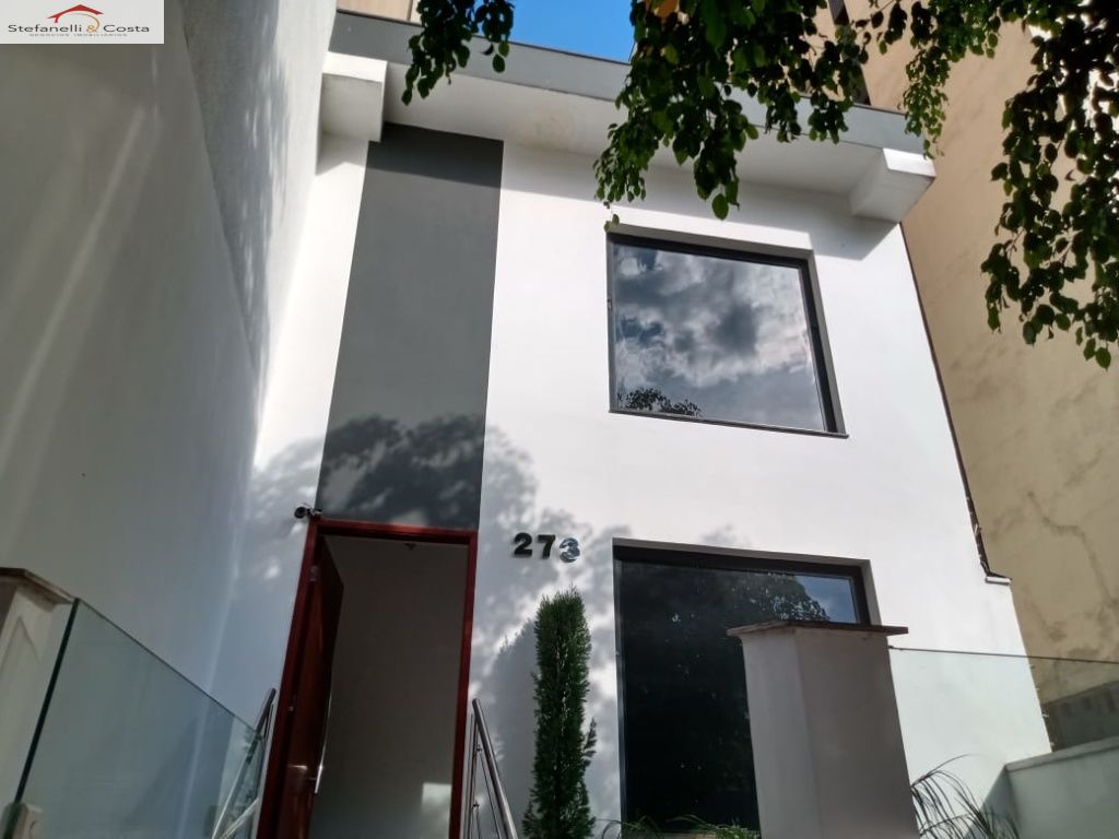Casa Assobradada para Venda - BELA VISTA