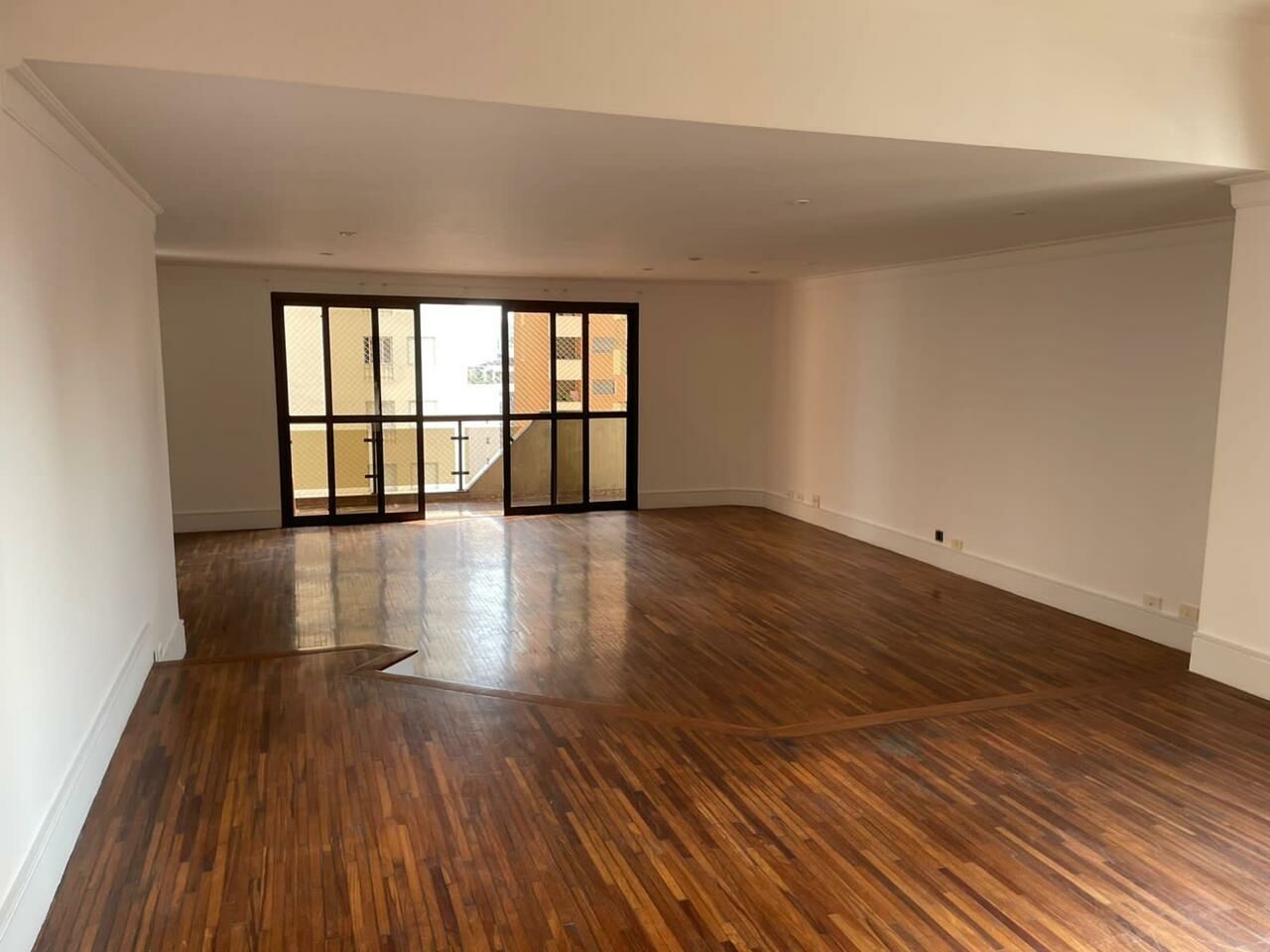 Apartamento para Locação - SANTA CECÍLIA