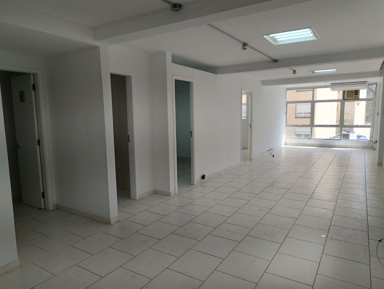 Conj. Comercial para Venda - CONSOLAÇÃO