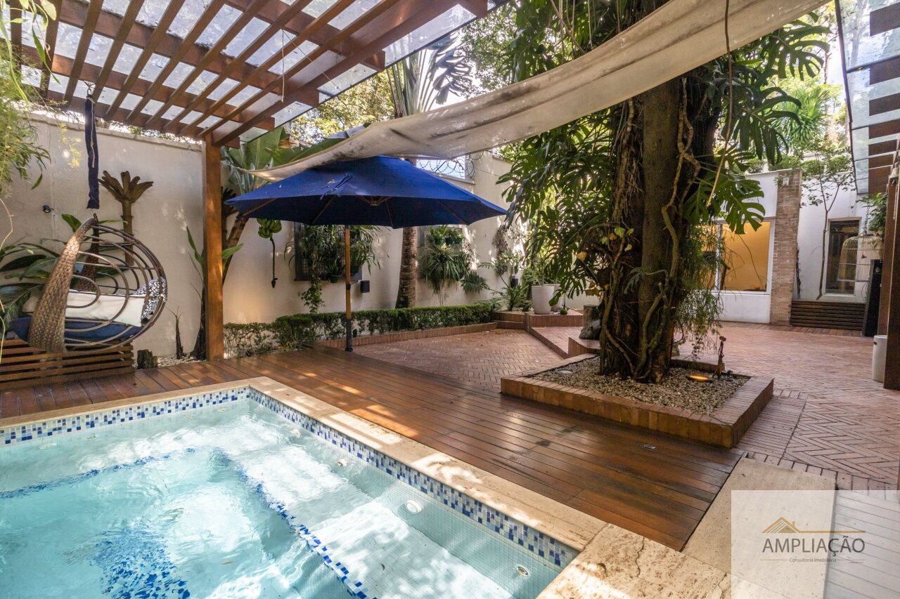 Casa em Condominio para Venda - Jardim Leonor