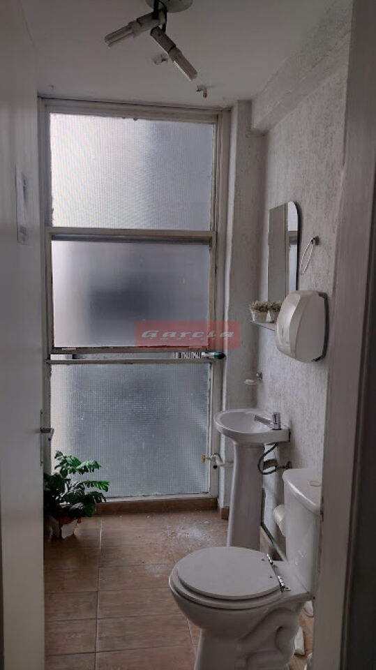 Conj. Comercial para Venda - SANTO AMARO