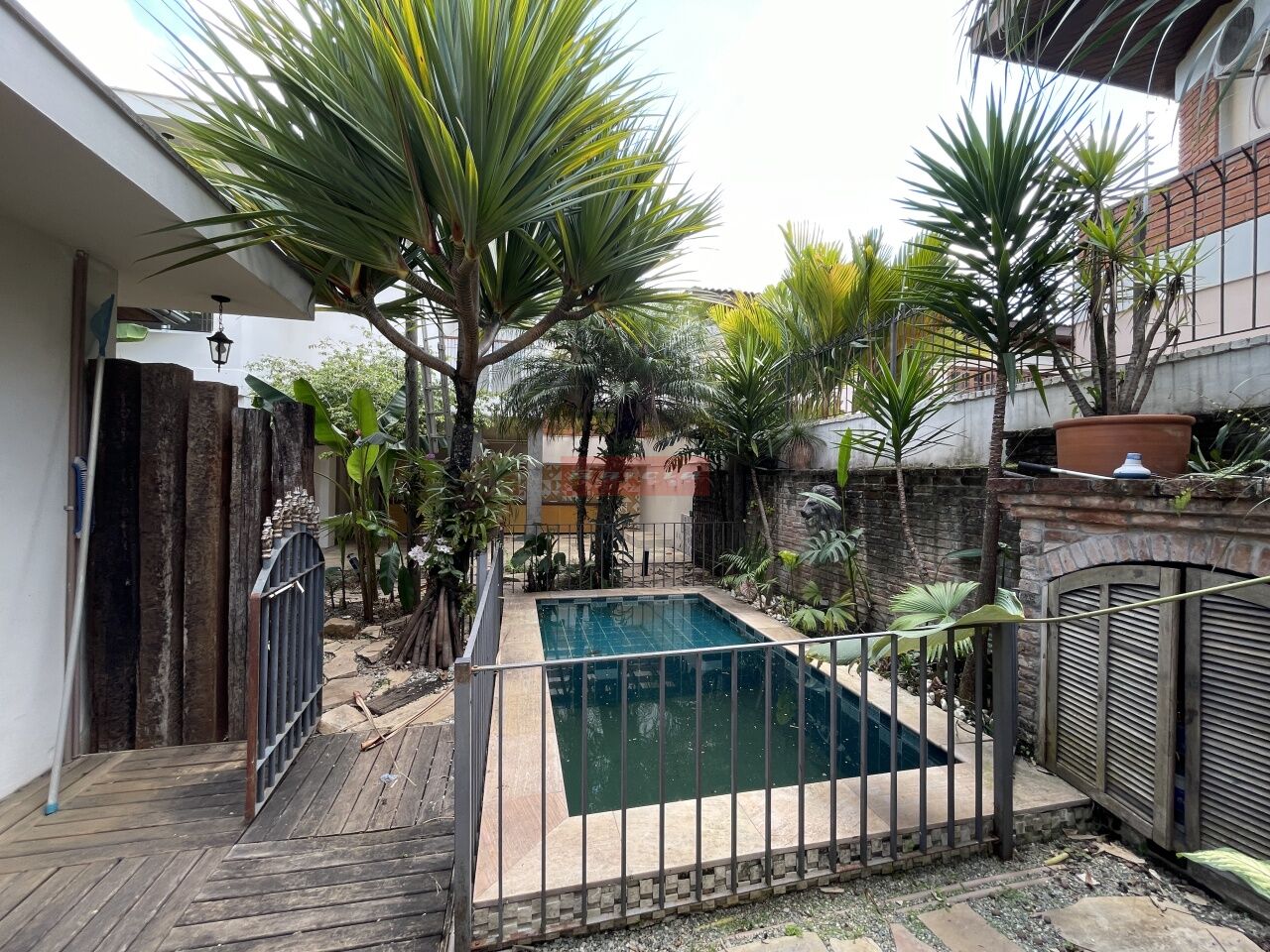 Casa Assobradada para Venda - GRANJA JULIETA