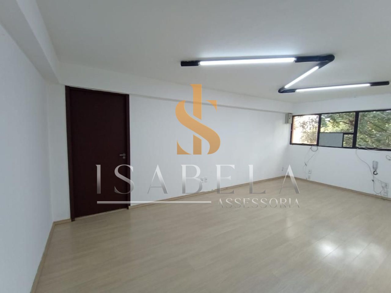 Sala para Venda - REGIÃO INDISPONÍVEL