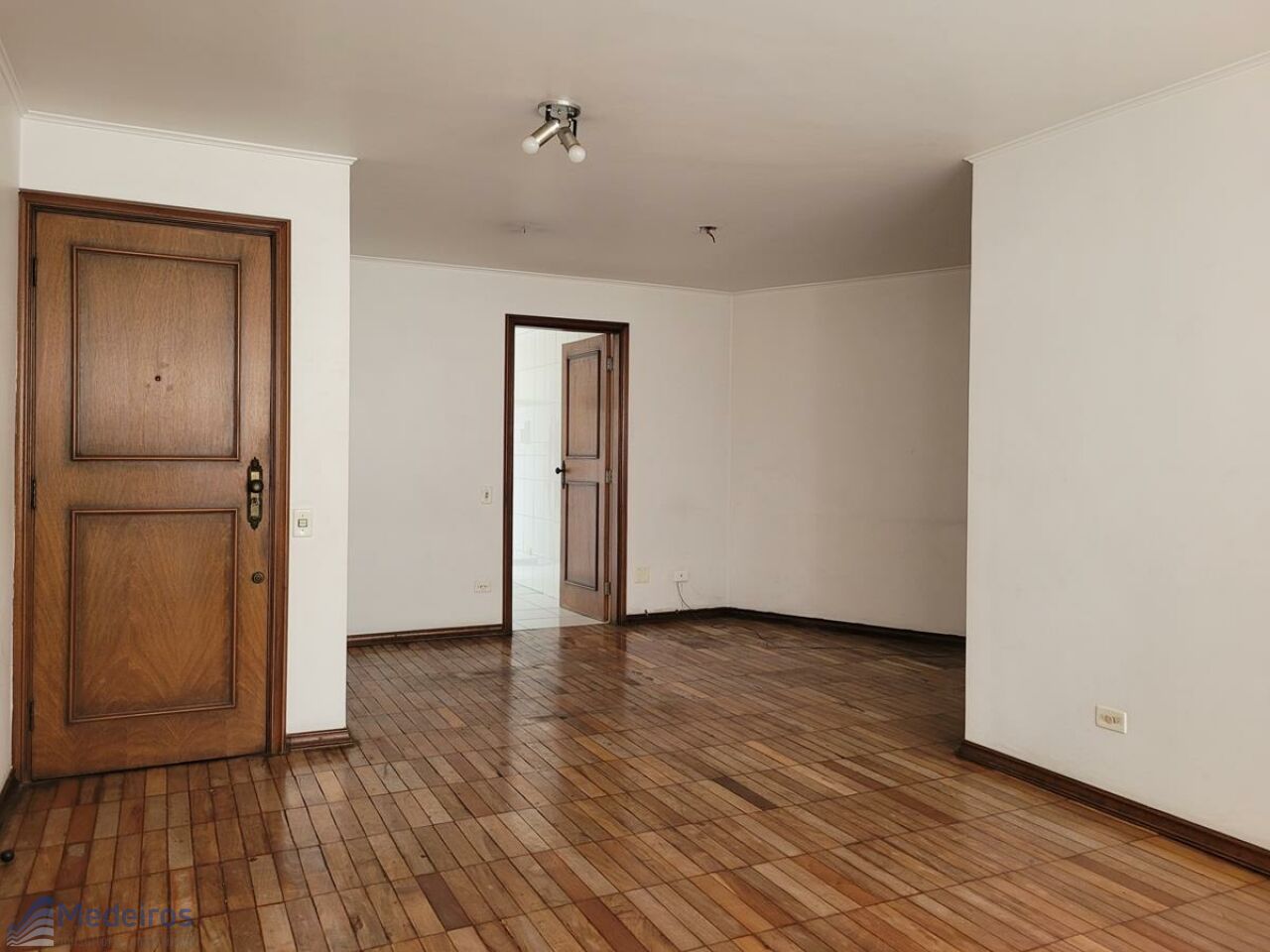 Apartamento à venda com 3 quartos, 110m² - Foto 4