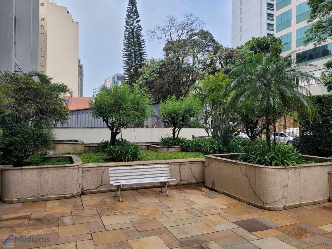 Apartamento à venda com 3 quartos, 110m² - Foto 25